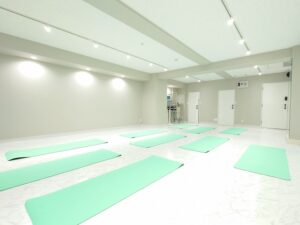ヨガマット10本の用意がある高田馬場貸しスタジオ